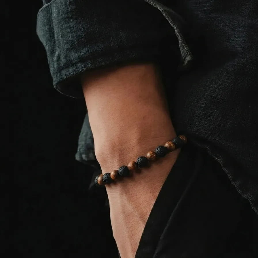 Lava & Tiger's Eye Bracelet · 4mm