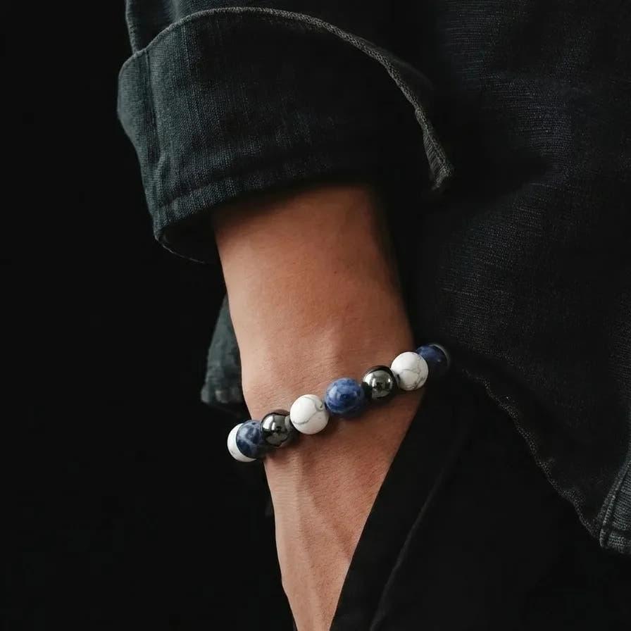 Hematite, Sodalite & Howlite Beaded Bracelet · 10mm